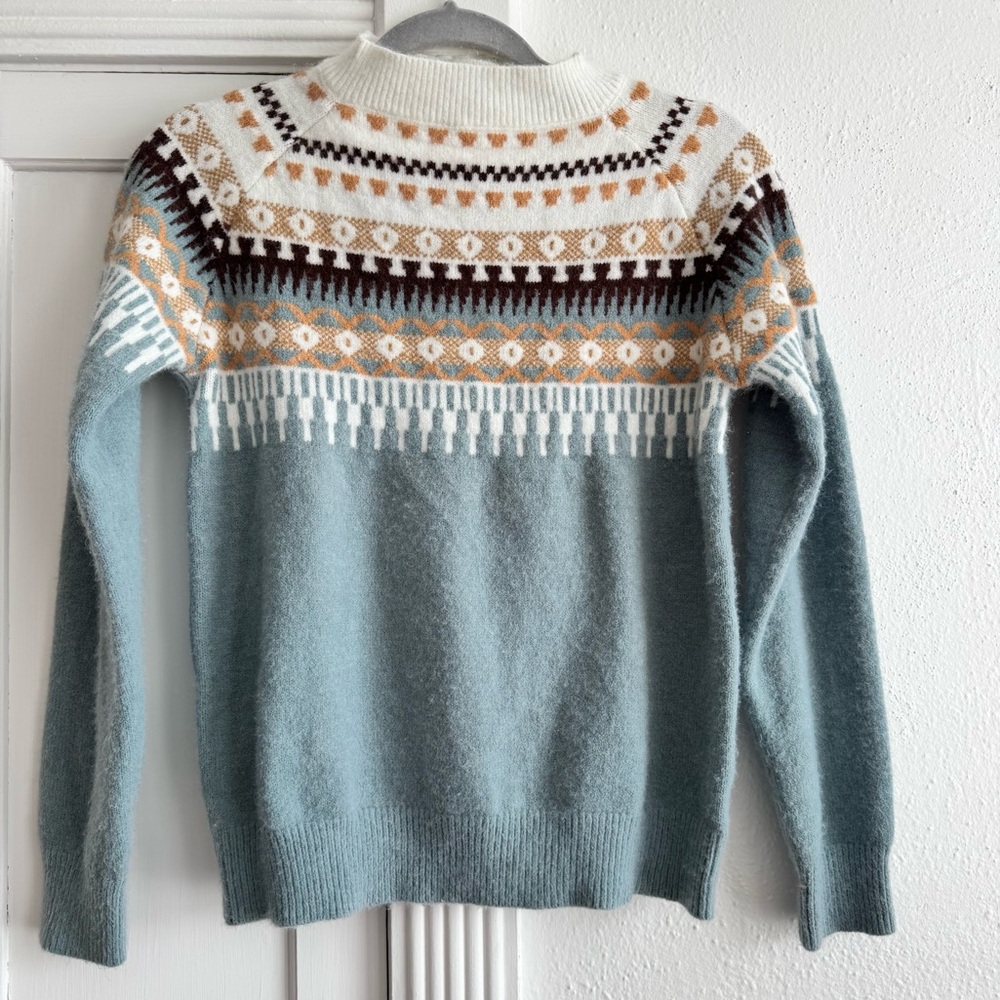 Patterned Knit Sweater in Blue and Brown